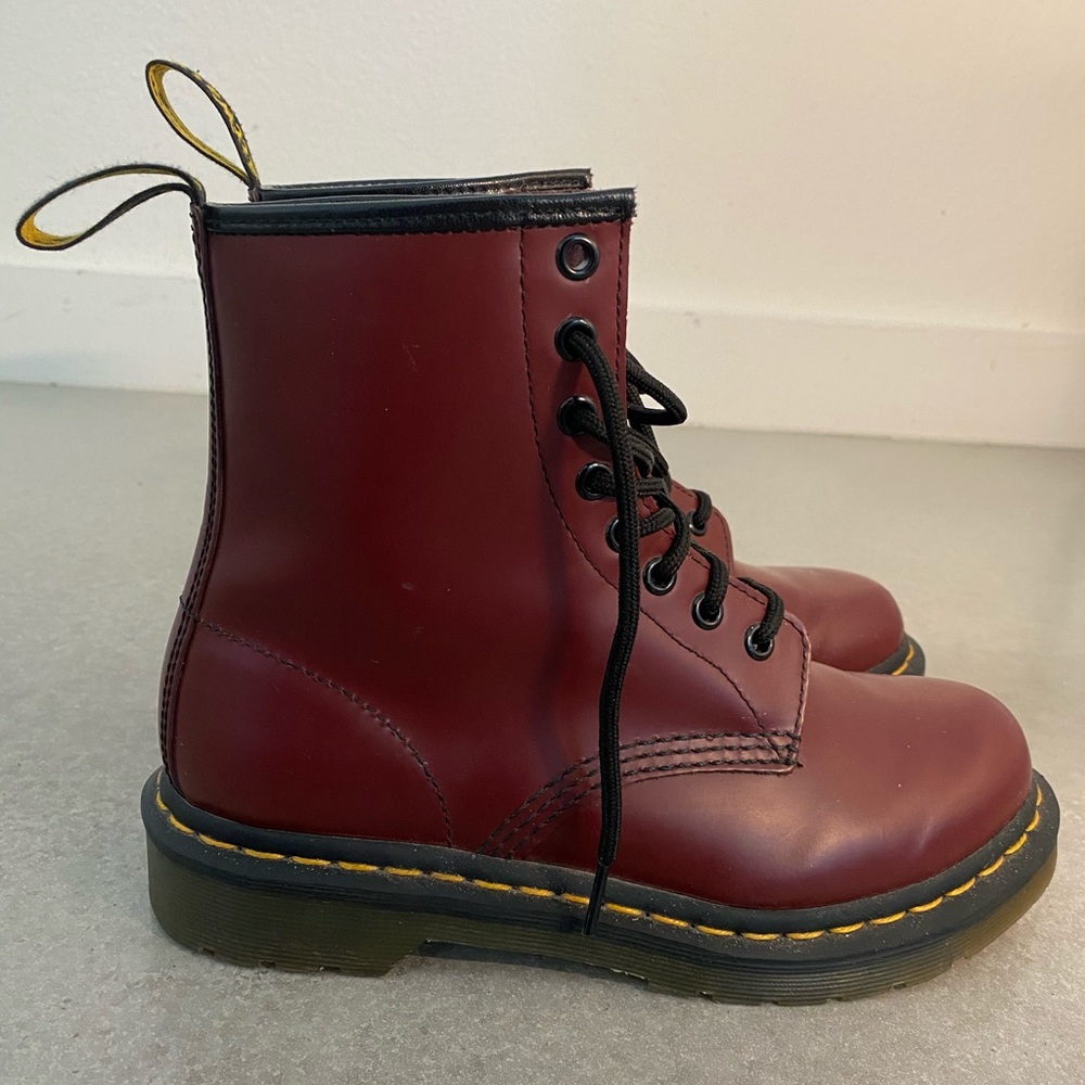 Dr. Martens Core 1460 8-Eye Boot